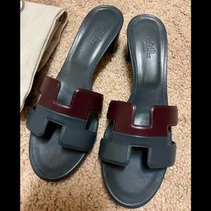SOLD ！💯 Authentic Hermès Oasis Sandals size 38.5